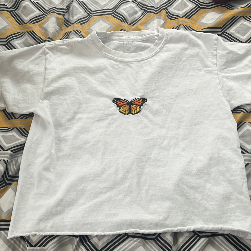 Cropped shirt